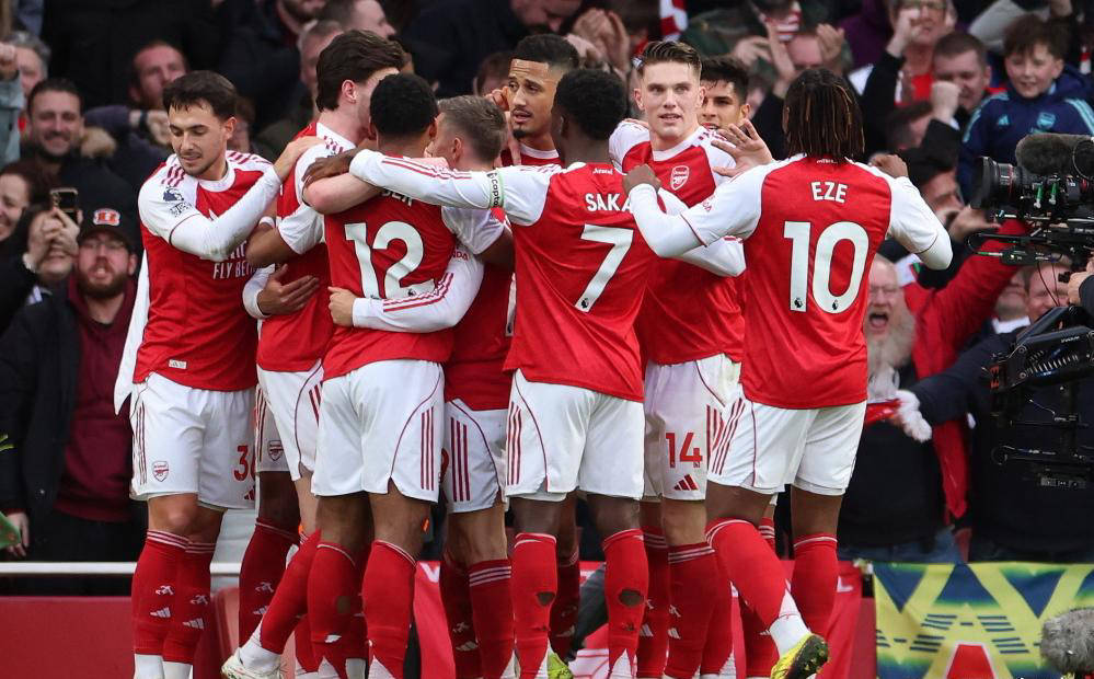 不世功业！四冠梦想照进现实，枪手能否把握荣耀？联赛杯成关键考验